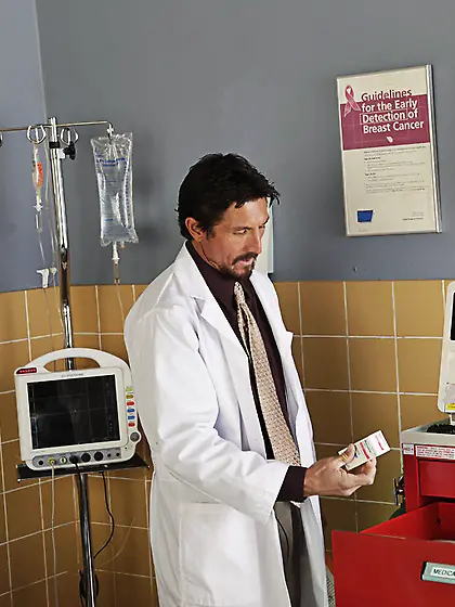 Hot teen slut Lizz Taylor moans hard as she gets roughly banged