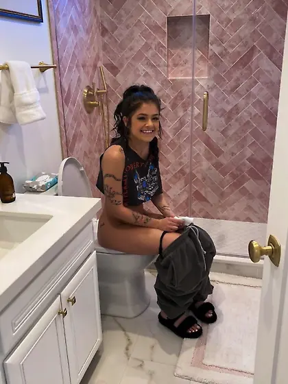 Toilet girl