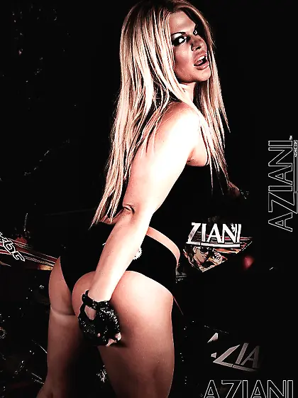 Big racked blonde milf Sophia Rossi spreads her legs and shows h