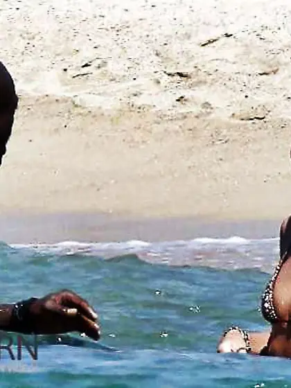 ENORMOUS DARK-HUED BONER PARAMOUR - Heidi Klum