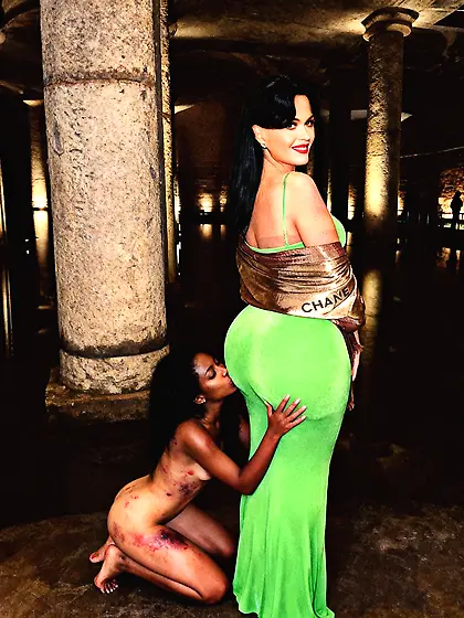 Monkey loves rich white ass