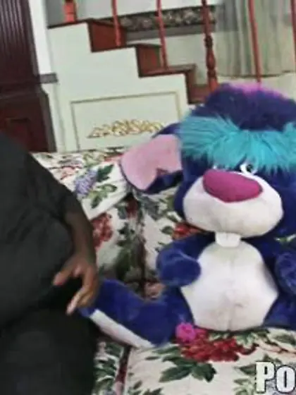 Skinny black lesbian helps