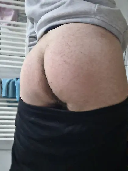 Mlada Muska droljica