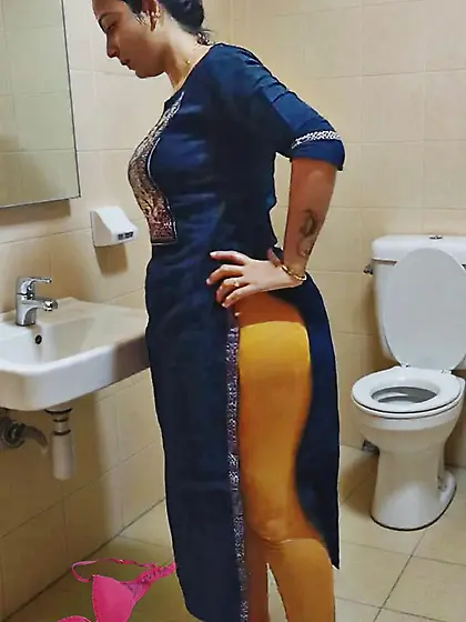 My aunt Sonalthakkar checking my cum