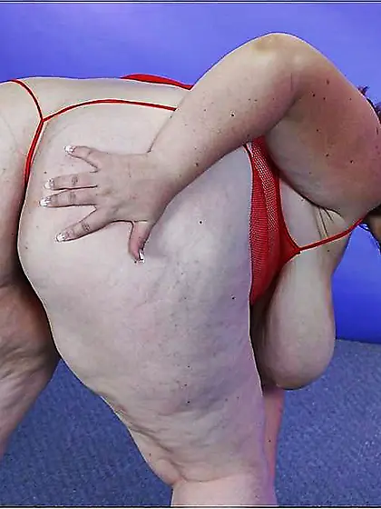 Fat Hoe in Crimson Rectal