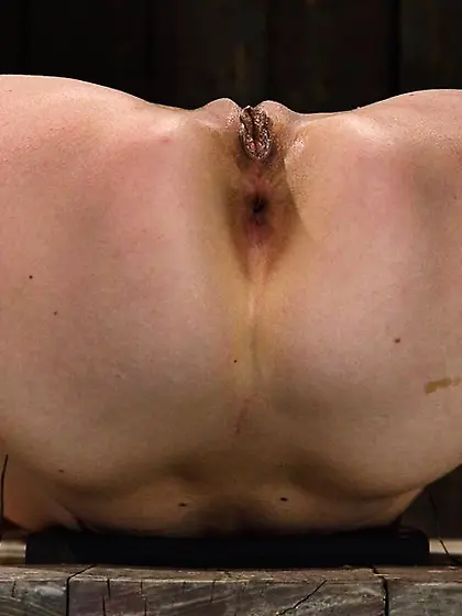 Submissive lady hung steel