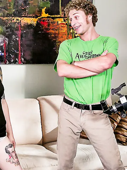 Close up emo pussy licking