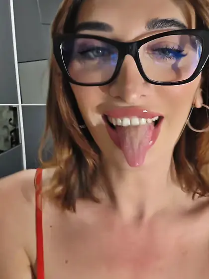 Sexy redhead,  watches me jerk off on cam for her