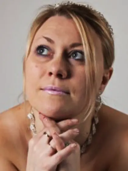 Blonde irene perform anal