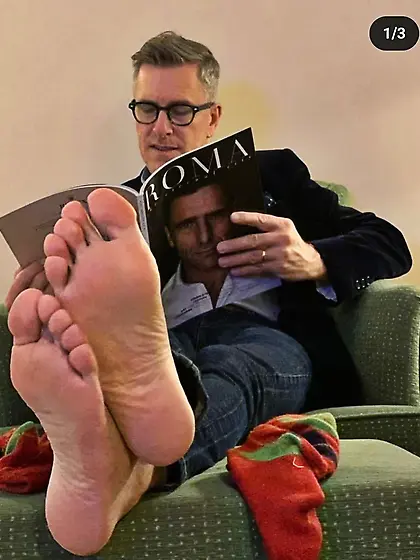 Men's Feet & Foot Doms