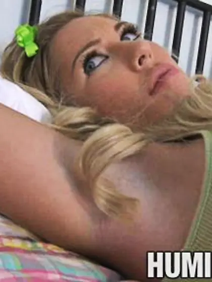 Blonde girl shaved pussy