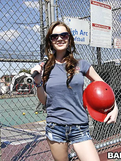 Alexa Nicole takes her cute outfit outdoors and shows us her big