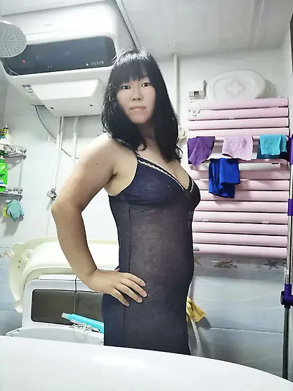 Viya the chubby Chinese wife and mother