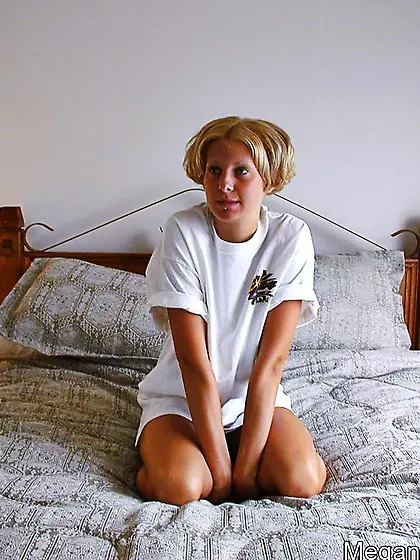 Bronzed babe Megan Nubiles looks great sitting naked with the bi