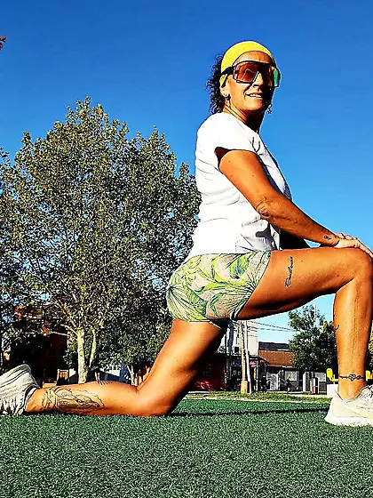 Milf hot cameltoe and ass