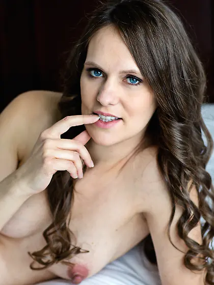 Incredibly Sexy Brunette Pregnant Boudoir