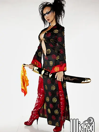 Seductive Asian hottie meets up with raunchy lesbian sluts for k