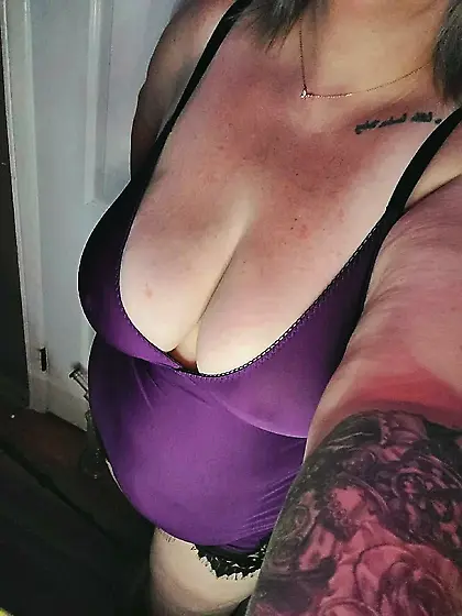 Sexy BBW in lingerie