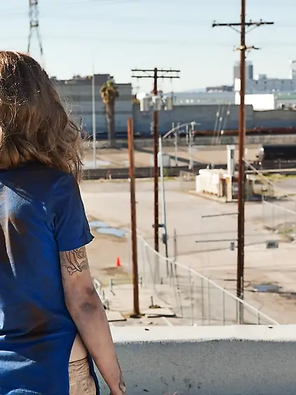 Guy isn't afraid of a teen zombie and he just makes it with her