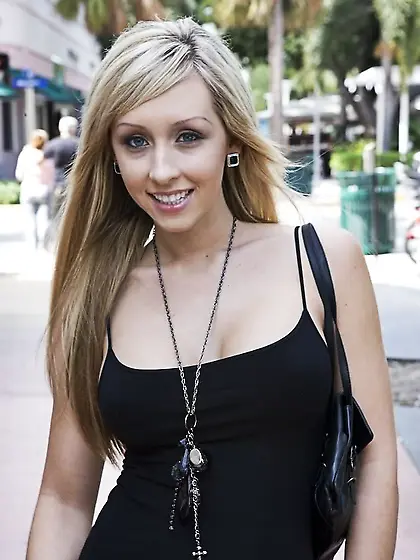 Festival of the thick asses.