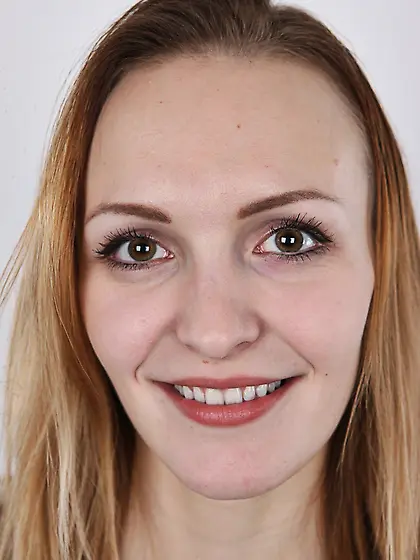 Czech MILF Belle Claire is so steamy being ready to expose small