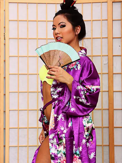 Sweet hottie strips purple