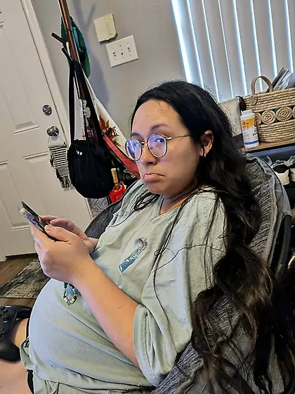 Podoba ci się to co widzisz (pregnant Ariel)
