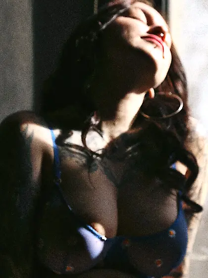 IvyHoney Free Photos