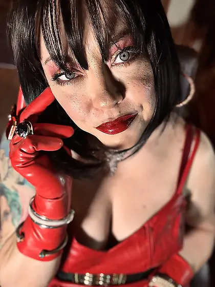 Tina Snua Selfies #118