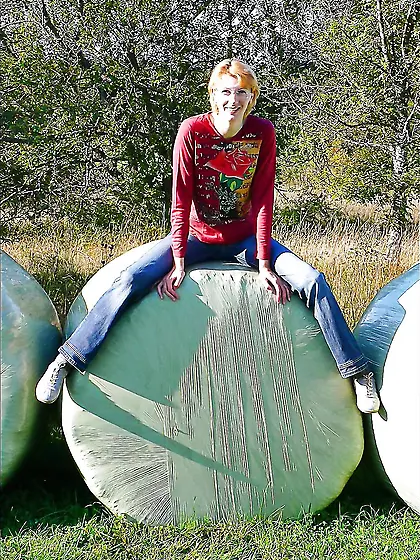 Anja-CHGIRL,  super-hot doable swiss honey