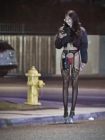 Prostitution,  that's my job! 603