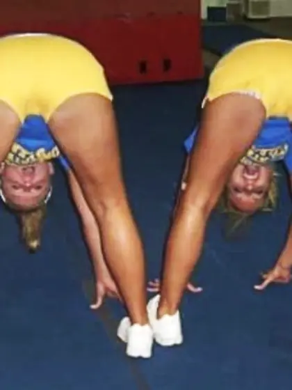 Hotties Heather & Lacey on GGW bus