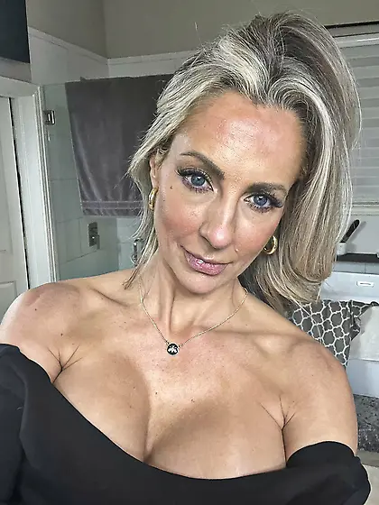 Milfslut Stacy