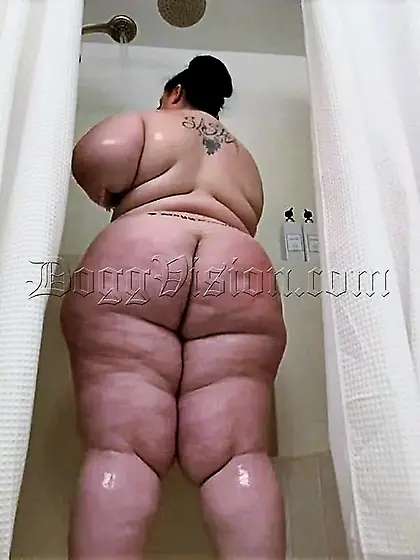 Dogg,  the Big Booty Hunter,  Vol.  4 - BONUS Scene