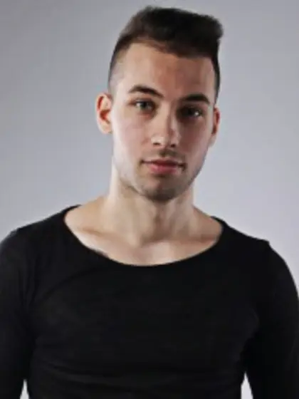 Blonde wildrob69 perform anal