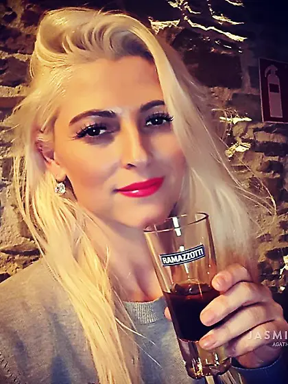 Big tit italian milf