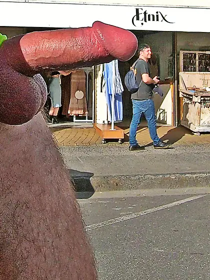 WNBR erection Byron Bay smiles and photos