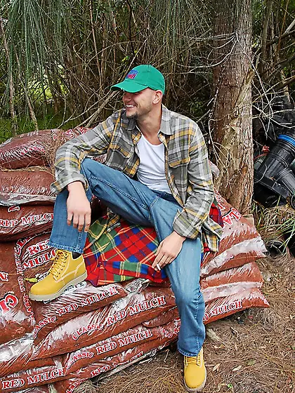 Beautiful brunette chick Ayana Haze strips in the woods and gets