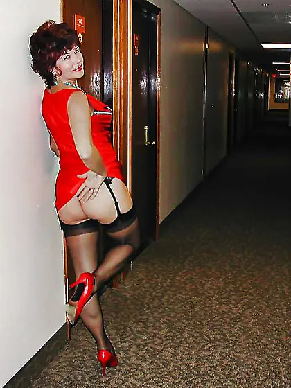 The correct way for all bi-otches to sundress