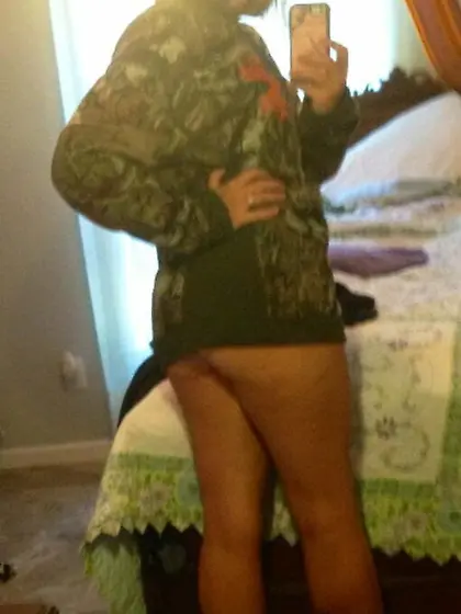 Blonde wife posing (some pregnant)