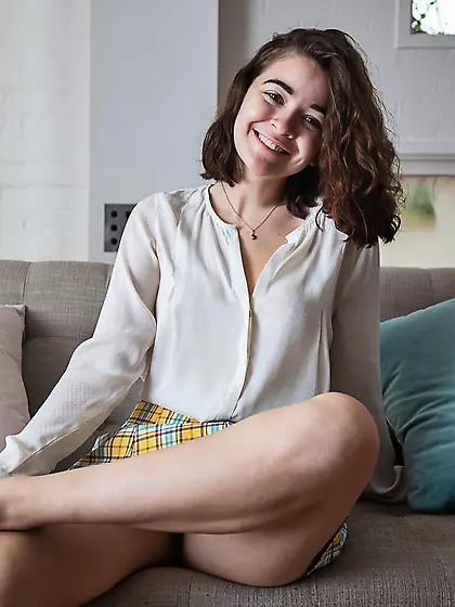 Aussie girl Lily S is fingering herself and being nasty AF