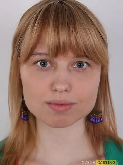 Kirsten Plant has perfect face and her tits are pretty hot