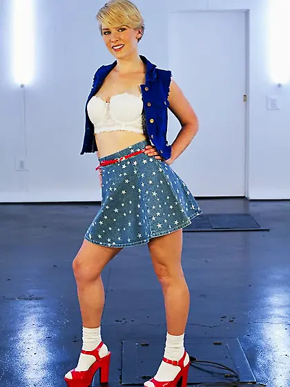 Suspension cables babe slipping