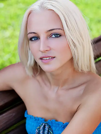 Amazing pretty chick smiles