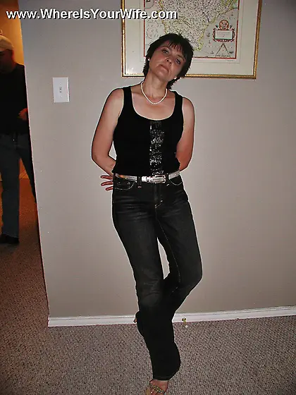 Mature nude russian mom