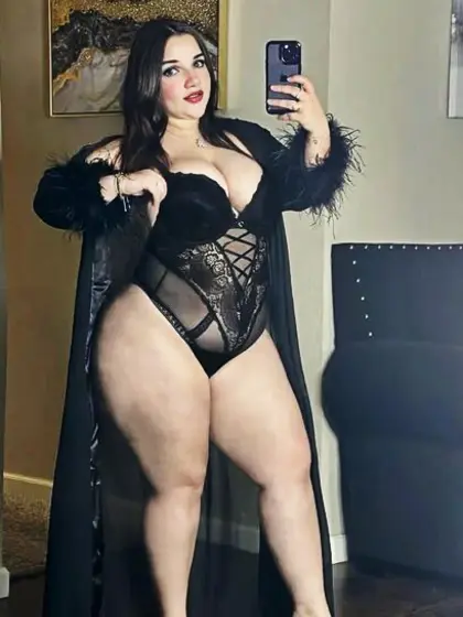 Soha hot call girl available for night all dubai