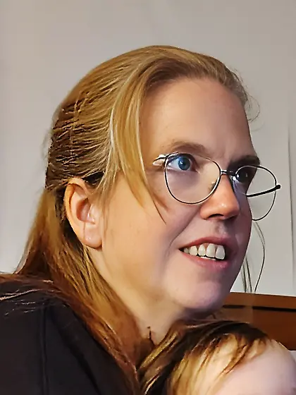 Hot Milf Tara Dressed And Undressed