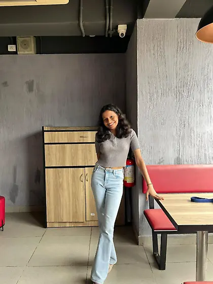 Hot indian UOH college girl Anushka Das