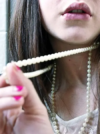 Gorgeous big titted doll Ivy Jean is slowly and erotically rubbi