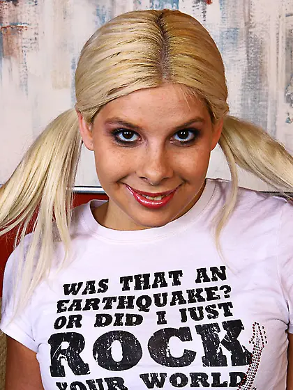 Kinzy Jo takes off her white undies and jerks black guy off in t